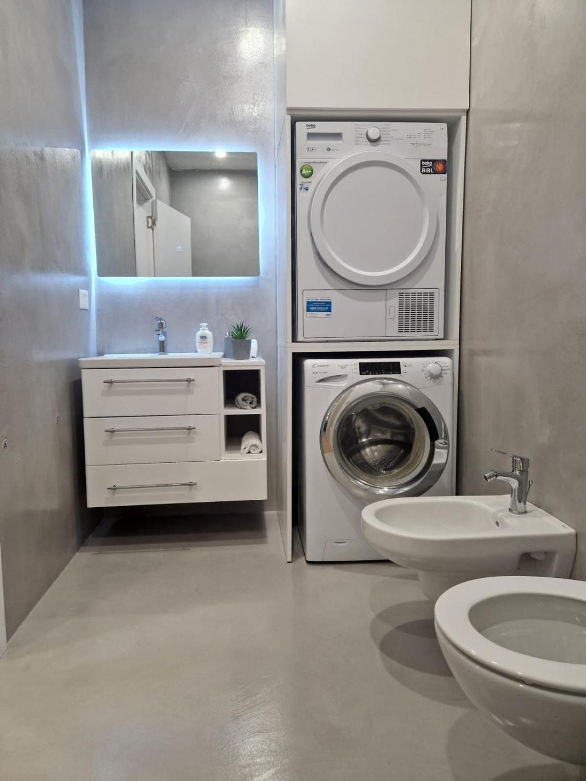 Daily Rent *